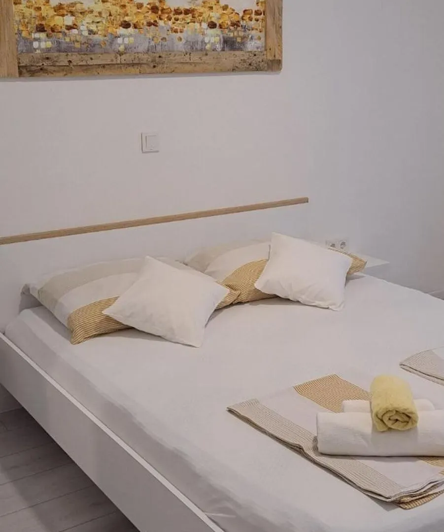 Apartments R&E Supetarska Draga