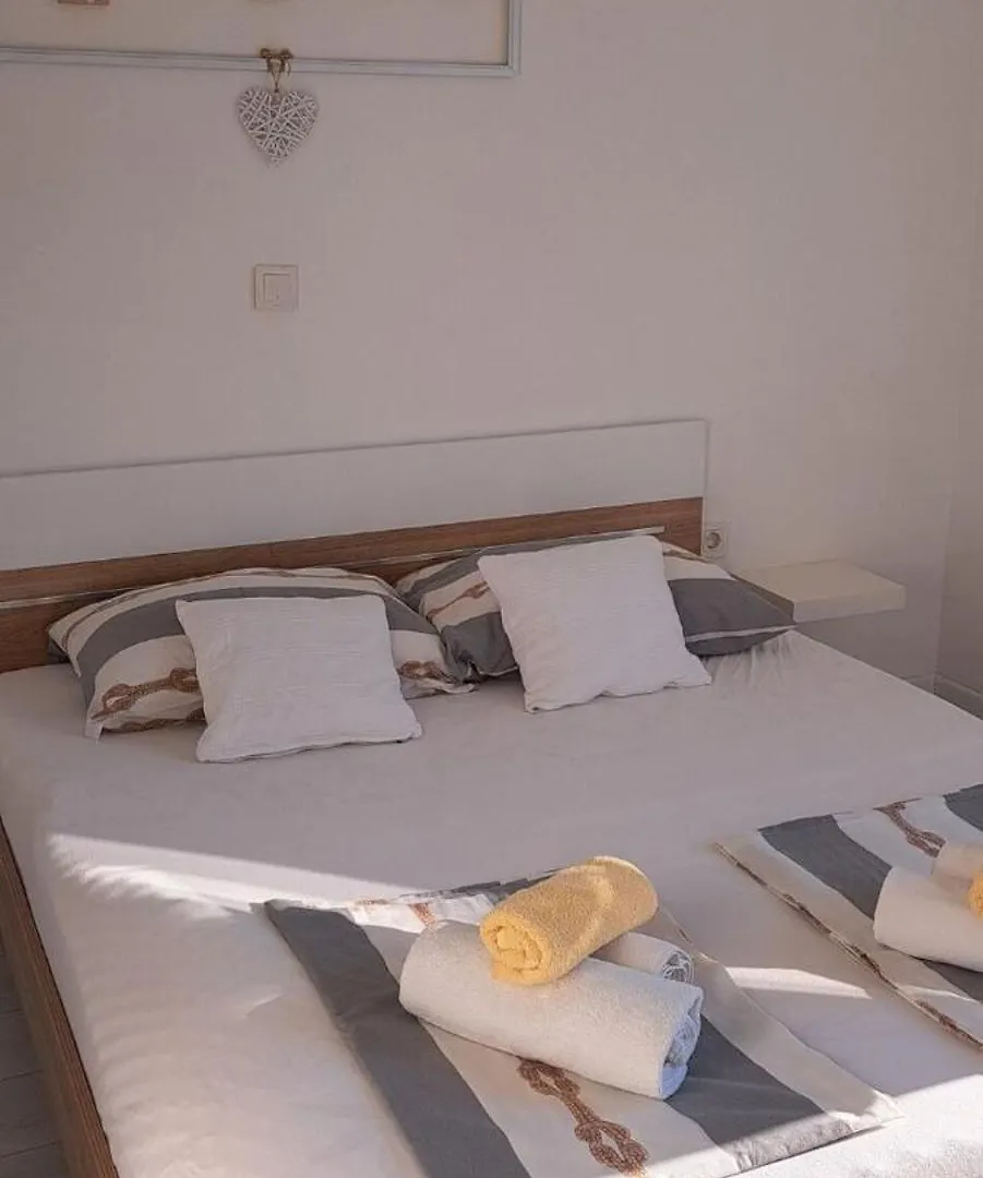 Apartments R&E Supetarska Draga