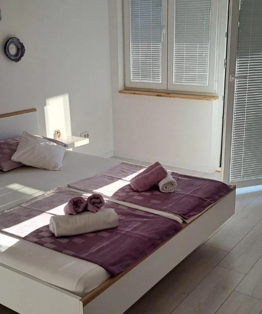 Apartments R&E Supetarska Draga