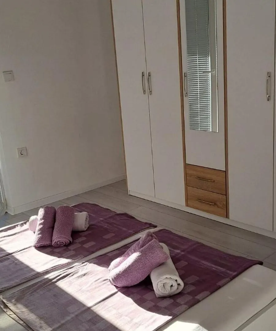 Apartments R&E Supetarska Draga