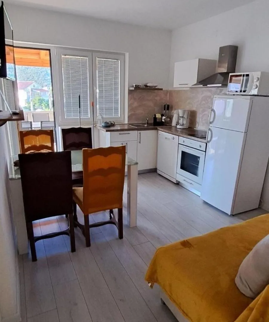Apartments R&E Supetarska Draga 0*,