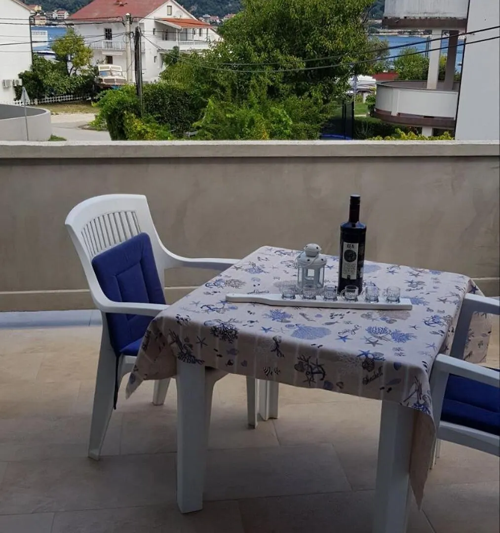 Apartments R&E Supetarska Draga
