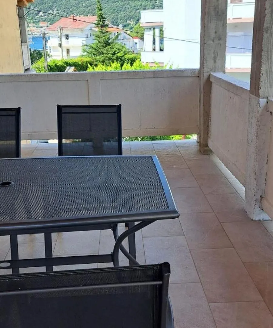 Apartments R&E Supetarska Draga